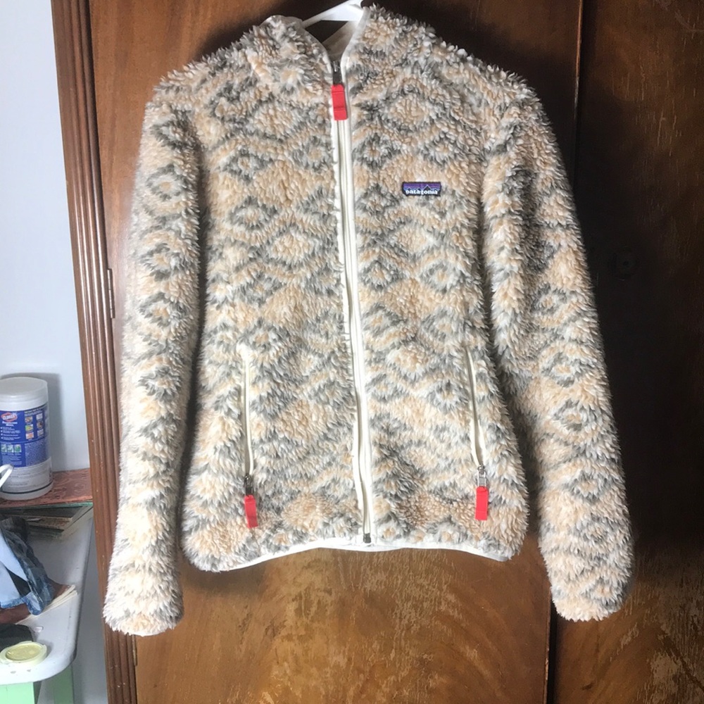 Patagonia zip up size small